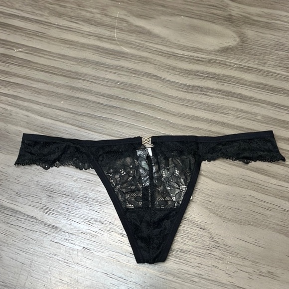 AERIE LACE THONG LARGE NEW BLACK - Picture 1 of 11